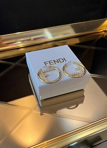 Beden altın Renk FENDİ KÜPE