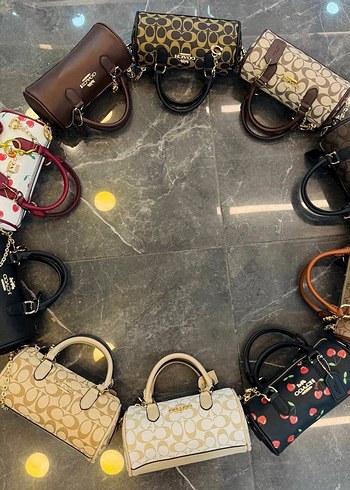 Beden Zincir Detaylı Siyah Deri Coach Çanta