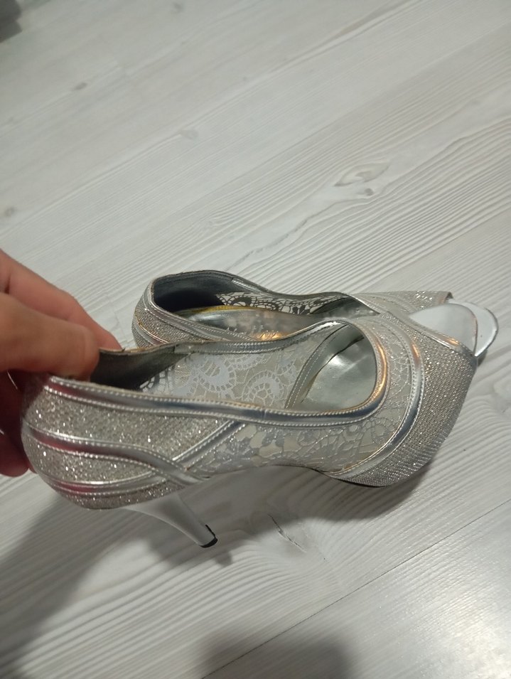 Beyaz Taşlı Yüksek Topuklu Kadın Ayakkabı - Görsel 4