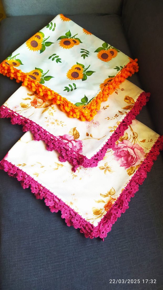 Renkli Çiçek Desenli Fırfırlı Kadın Fular - Görsel 2