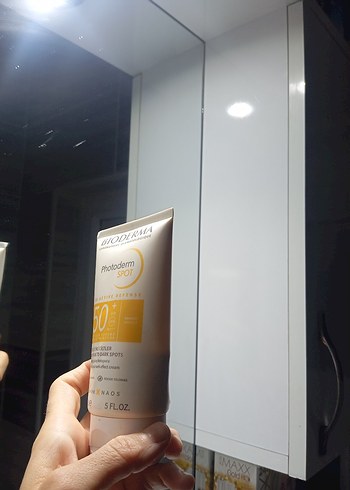 Bioderma Photoderm Spot SPF 50 Güneş Koruyucu Krem - Görsel 4