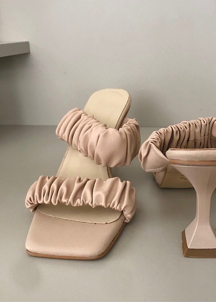 Topuklu terlik - Görsel 3