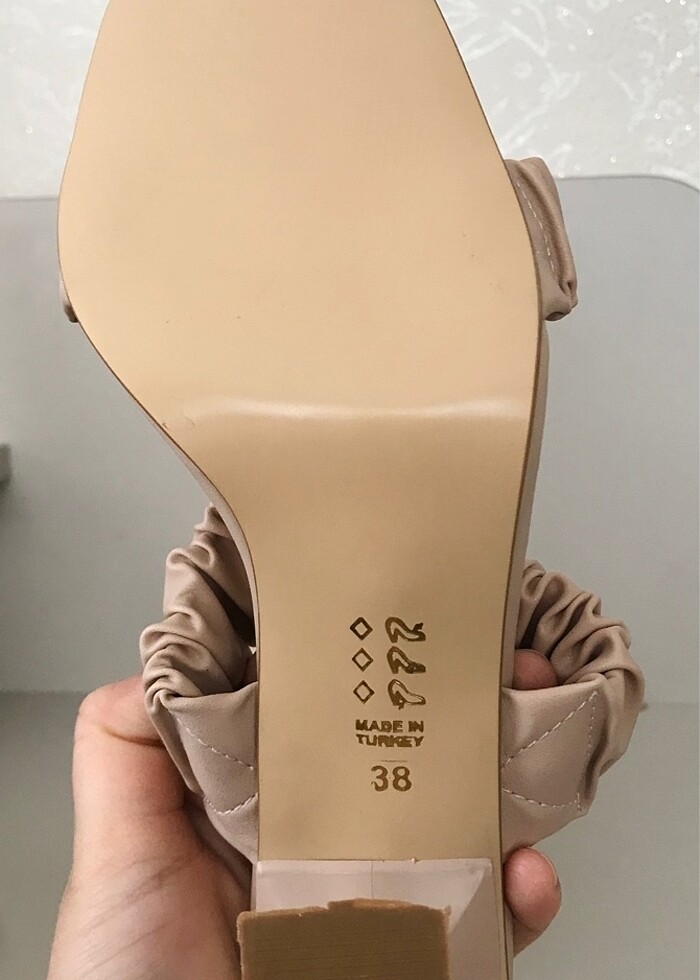 Topuklu terlik - Görsel 4