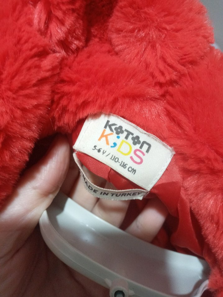 Kız Çocuk Kırmızı Kürklü Mont - Görsel 5