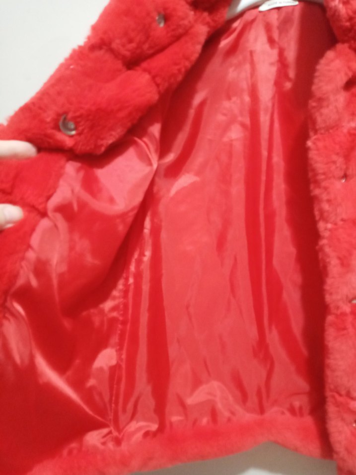 Kız Çocuk Kırmızı Kürklü Mont - Görsel 2