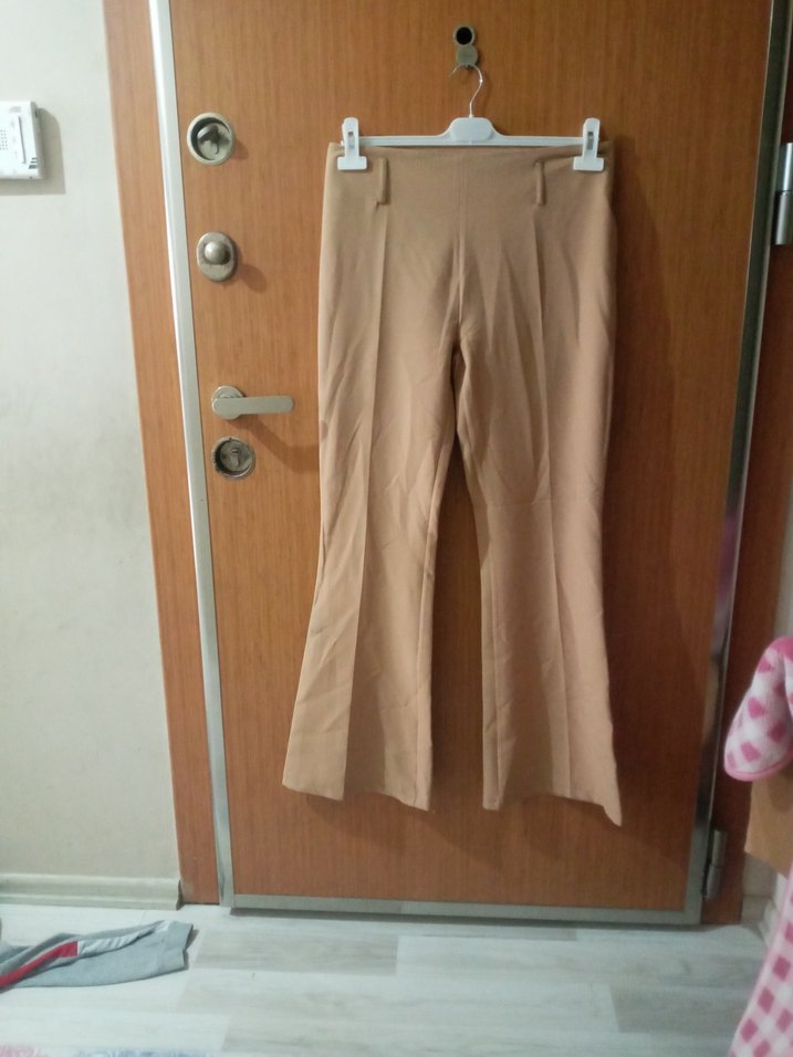 Bej Rahat Kesim Kadın Kumaş Pantolon - Görsel 2