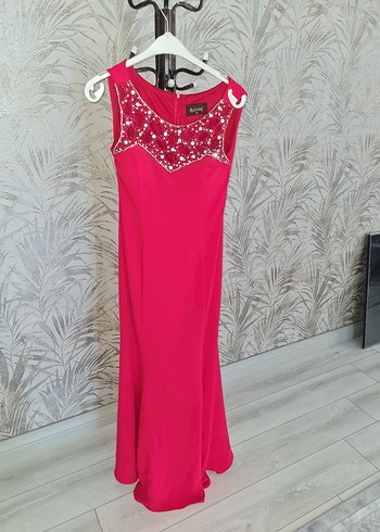 Pembe V Yaka Uzun Drapeli Kadın Abiye Elbise - Görsel 4