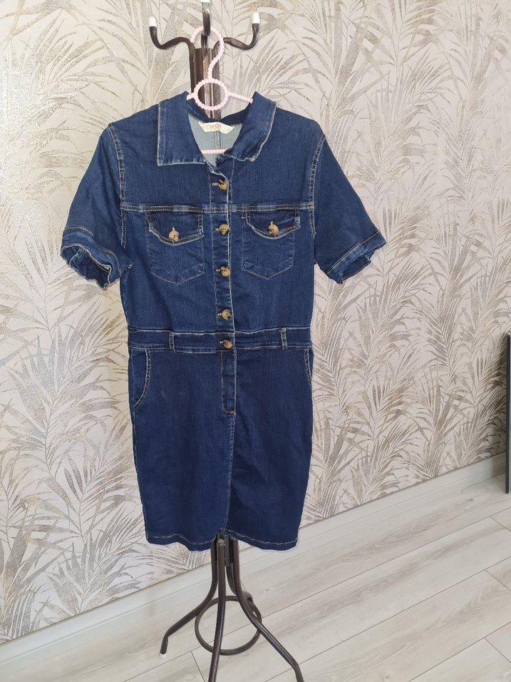 Düğmeli Kısa Kollu Mavi Denim elbise - Görsel 2