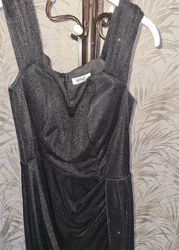 Uzun Siyah Gotik V Yaka Drapeli Elbise - Görsel 4