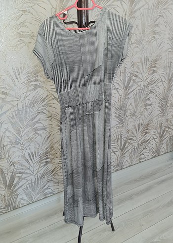 Zebra Desenli V Yaka elbise - Görsel 2