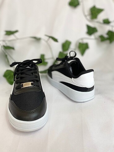 Puma Siyah Kadın Sneaker Ayakkabı