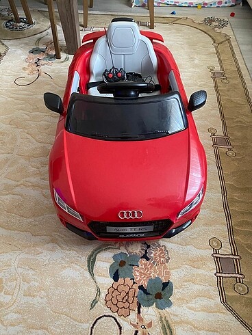 Audi Akülü Araba