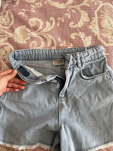 10 Yaş Beden Lc wakiki icten ayarlanabilir şort