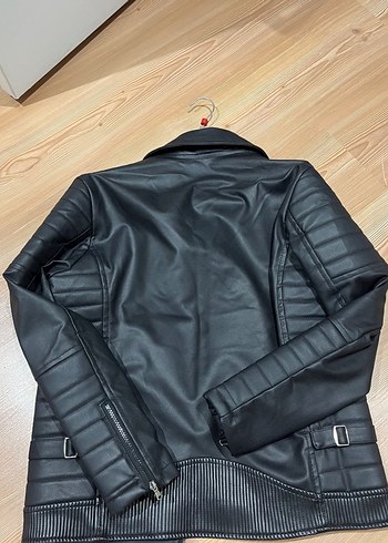 Zara Siyah Deri Biker Ceket