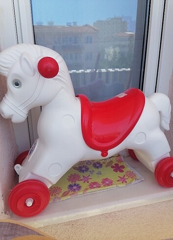 Fisher Price Pilsan sallanan at