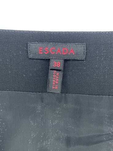 38 Beden siyah Renk Escada Mini Etek %70 İndirimli.