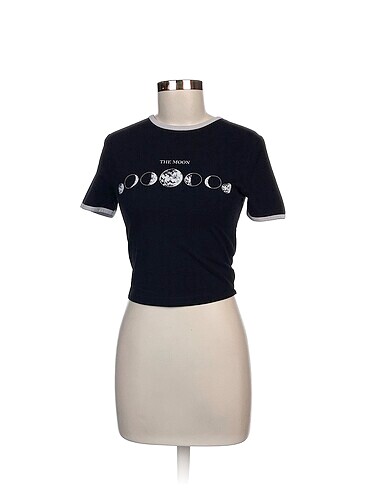 Atmosphere T-shirt %70 İndirimli.