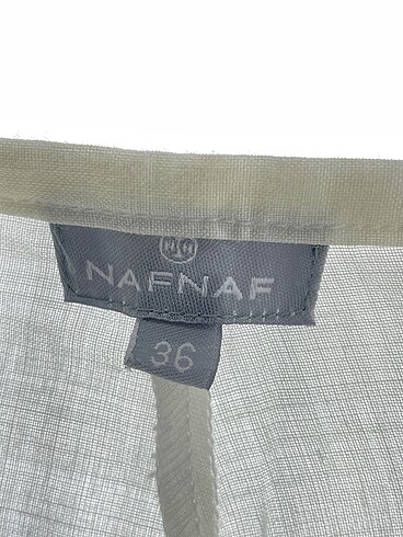 36 Beden beyaz Renk Naf Naf Düz Kesim %70 İndirimli.