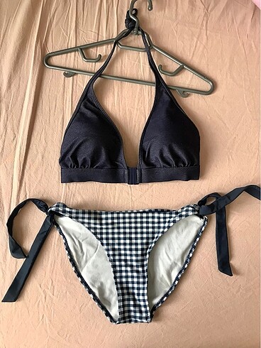 Pötikareli bikini takımı