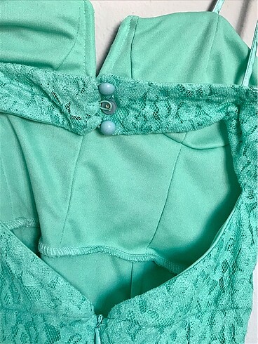 Su yeşili isterseniz straplez elbise - Görsel 6