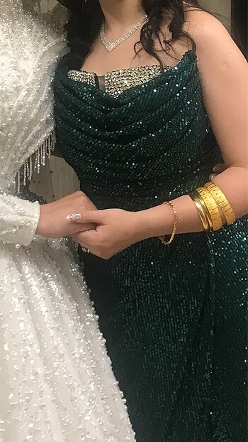 Zümrüt yeşili taşlı payetli abiye - Görsel 4