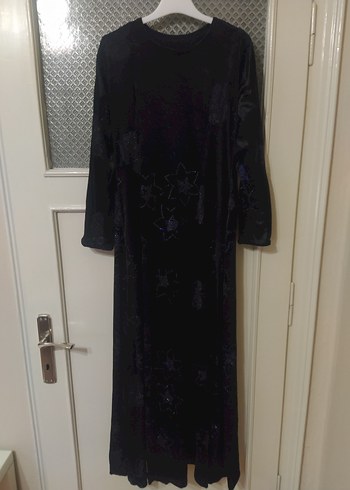 Siyah Uzun Kollu Dökümlü Gotik Elbise