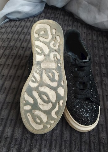37 Beden Alexander McQueen Siyah Parlak Platform Kadın Spor Ayakkabı