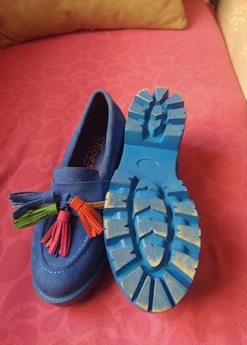 Renkli Püsküllü Mavi Süet Kız Loafer - Görsel 3