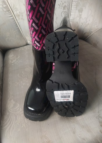 Renkli Desenli Pembe Dizüstü Kadın Çizme - Görsel 3