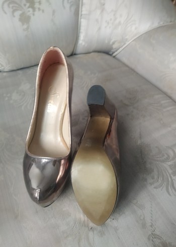 goldj Metal Parlak Stiletto Kadın Ayakkabı - Görsel 4