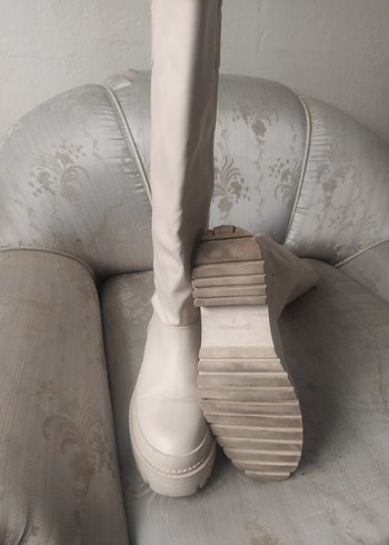 Beyaz Topuklu Diz Boyu Deri Bot - Görsel 3