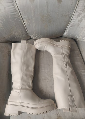 Beyaz Topuklu Diz Boyu Deri Bot - Görsel 4