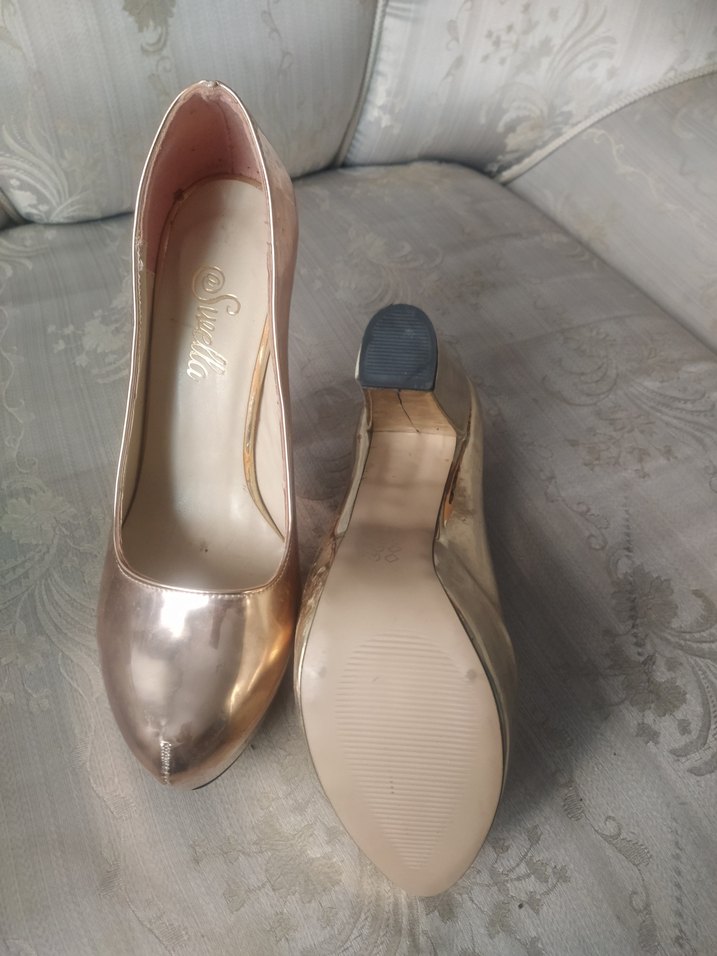 Parlak Altın Stiletto Topuklu Kadın Ayakkabı - Görsel 3