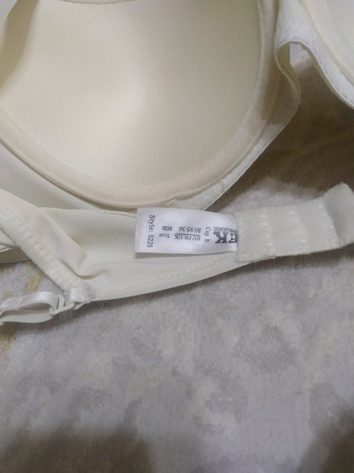 Beyaz Minimalist Midi Sütyen biri 80 biri 90 beden - Görsel 4