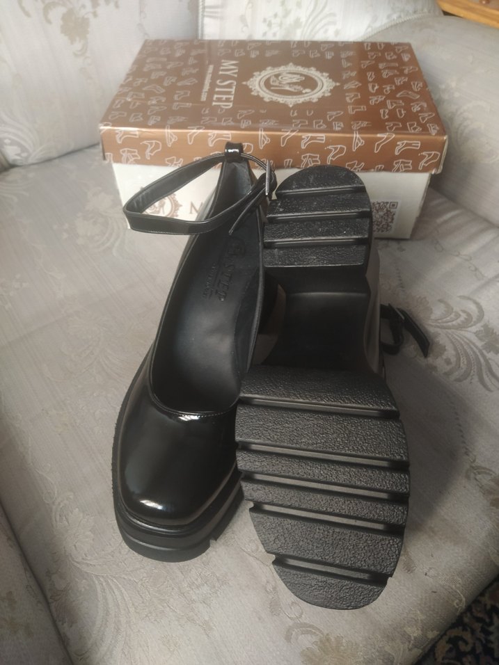 Siyah Rugan Platform Topuklu Goth Ayakkabı - Görsel 3