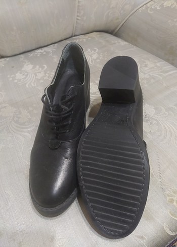 Siyah Klasik Kadın Topuklu Goth Ayakkabı - Görsel 3