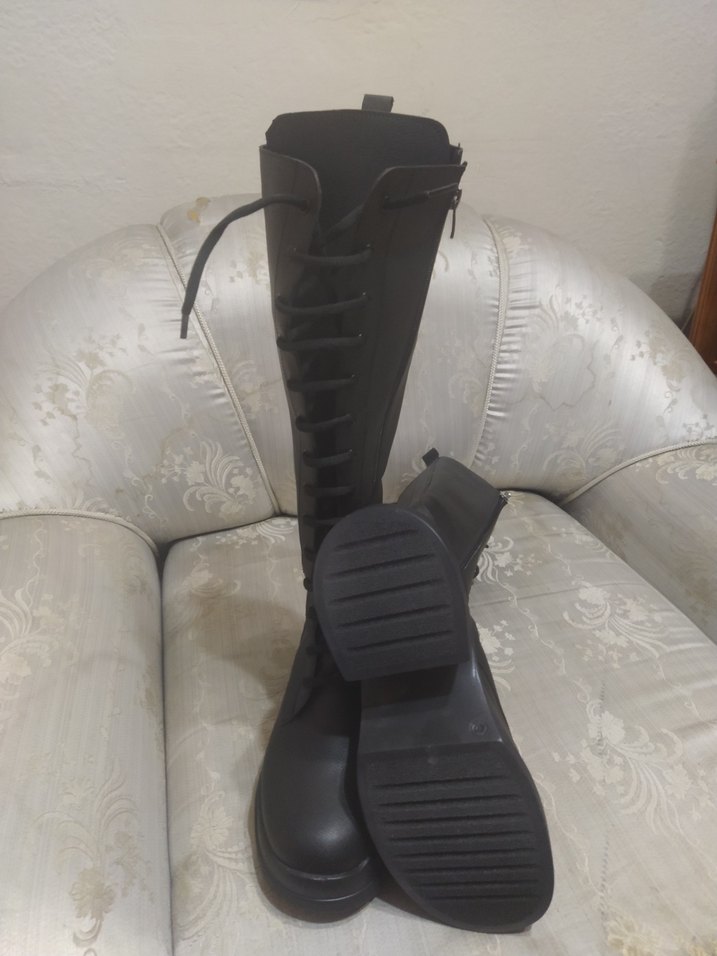 Kadın Siyah Dizüstü Gotik Topuklu Çizme - Görsel 3