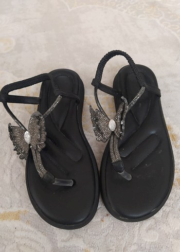 Kadın Siyah parmakarasiı Sandalet