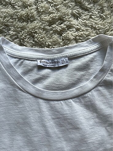 Stradivarius Tshirt