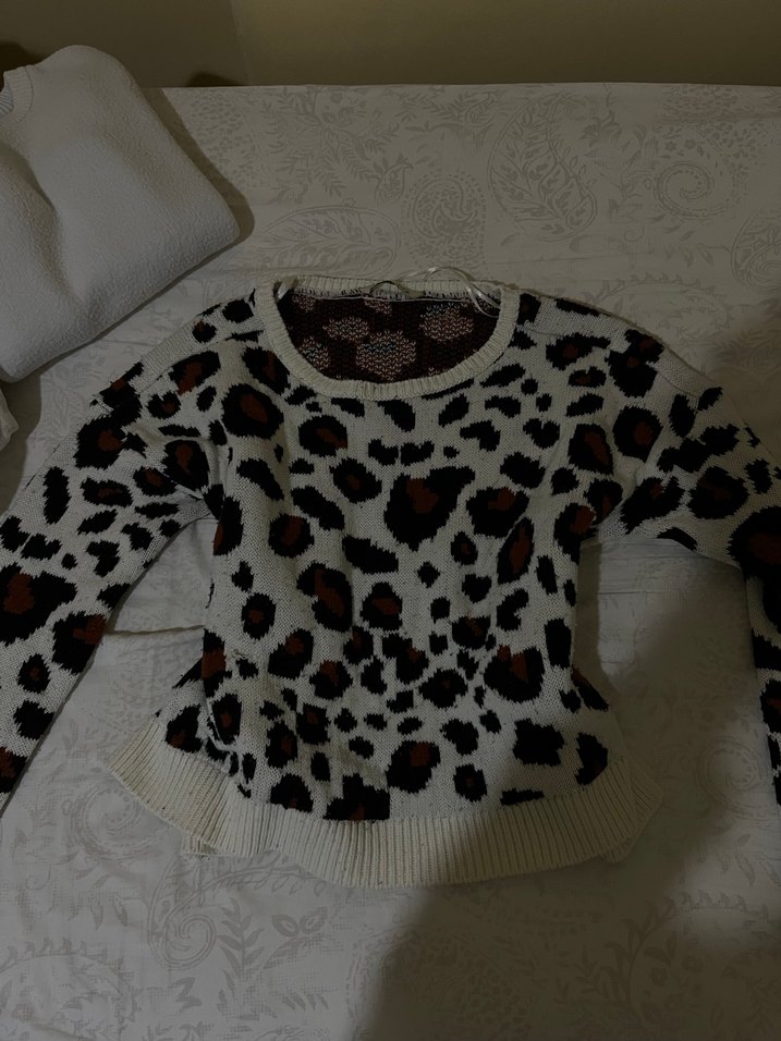 Leopar Desenli Kadın Triko Kazak - Görsel 2