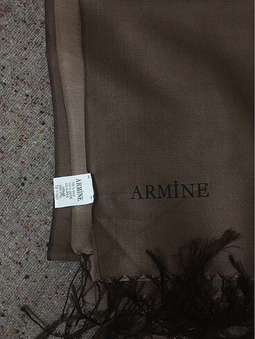 Beden Armine İpek Şal