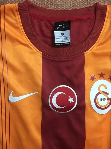 Nike Galatasaray forma ve atkı