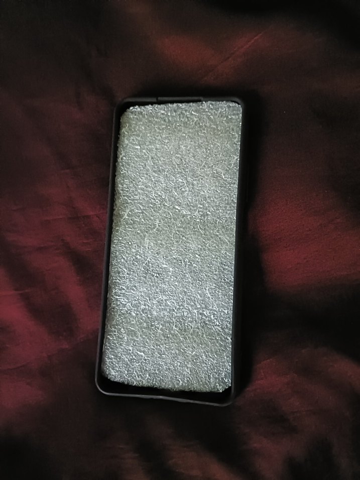 Siyah Velcro Detaylı Telefon Kılıfı - Görsel 3