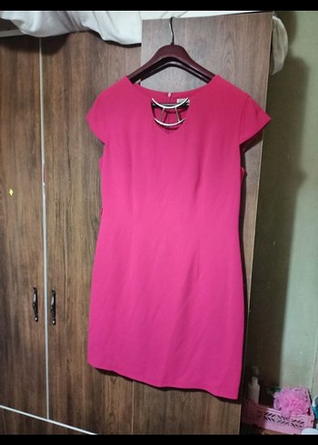 Pembe V Yakalı Midi Elbise - Görsel 2