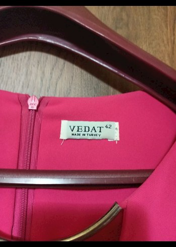 Pembe V Yakalı Midi Elbise - Görsel 4