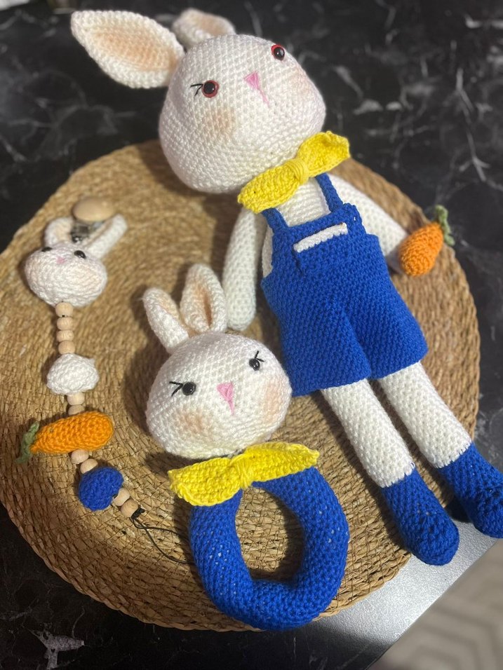 Renkli Tavşan Diş Kaşıyıcı ve Çıngırak Seti - Görsel 2