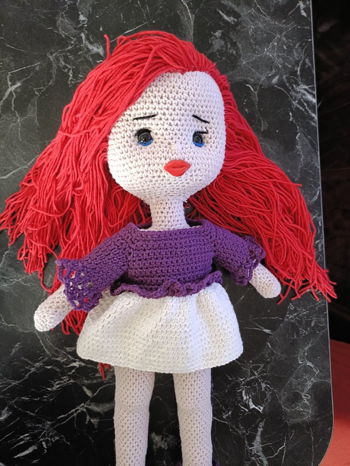 El Yapımı Örgü Mor Elbiseli Bebek - Görsel 2