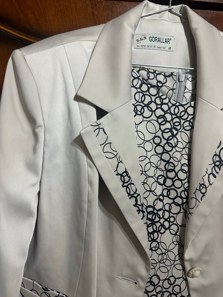 Düğmeli krem Uzun Kollu Kadın ceketli elbise - Görsel 3