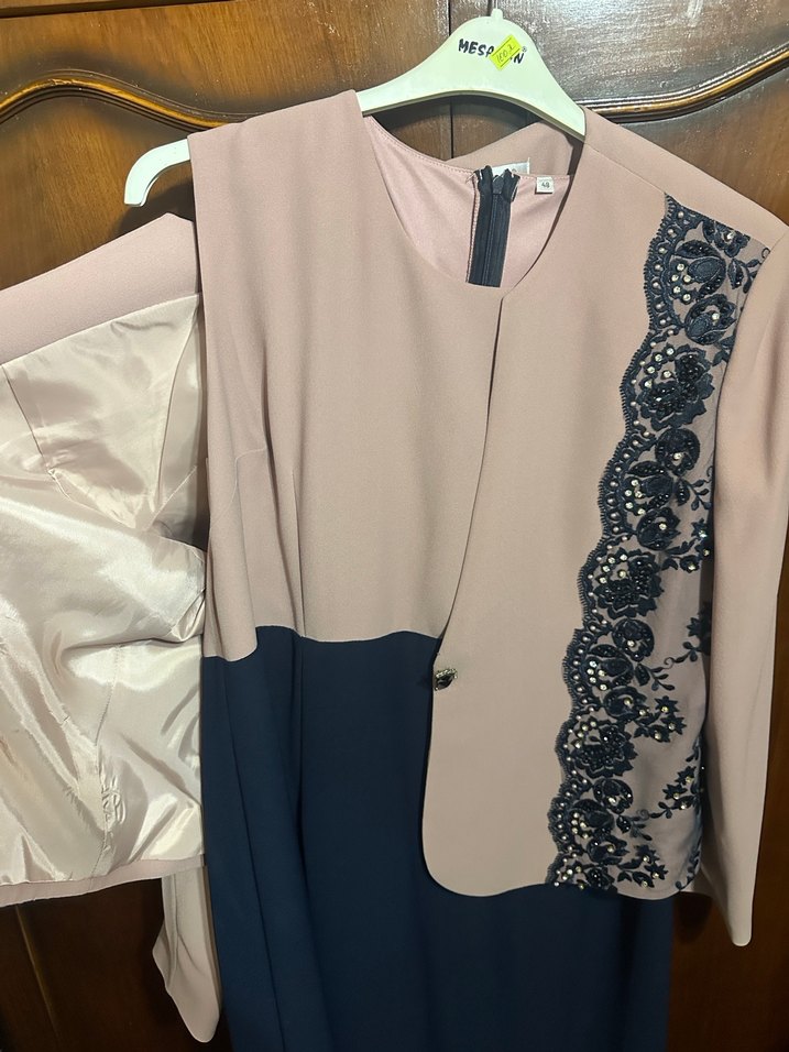 Dantel Detaylı toz pembe ceketli elbise - Görsel 2