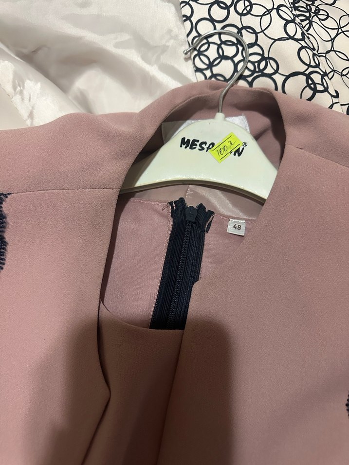 Dantel Detaylı toz pembe ceketli elbise - Görsel 4